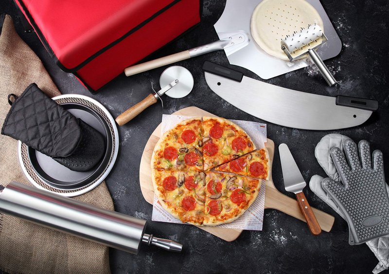New Star Foodservice Restaurant-Grade Aluminum Pizza Pan/Tray, Wide Rim, 20 Inch, Pack of 6