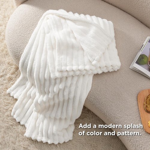 Bedsure Fleece Blanket - Soft Off-White Throw with Matching Pillow Covers | Cozy Home Decor