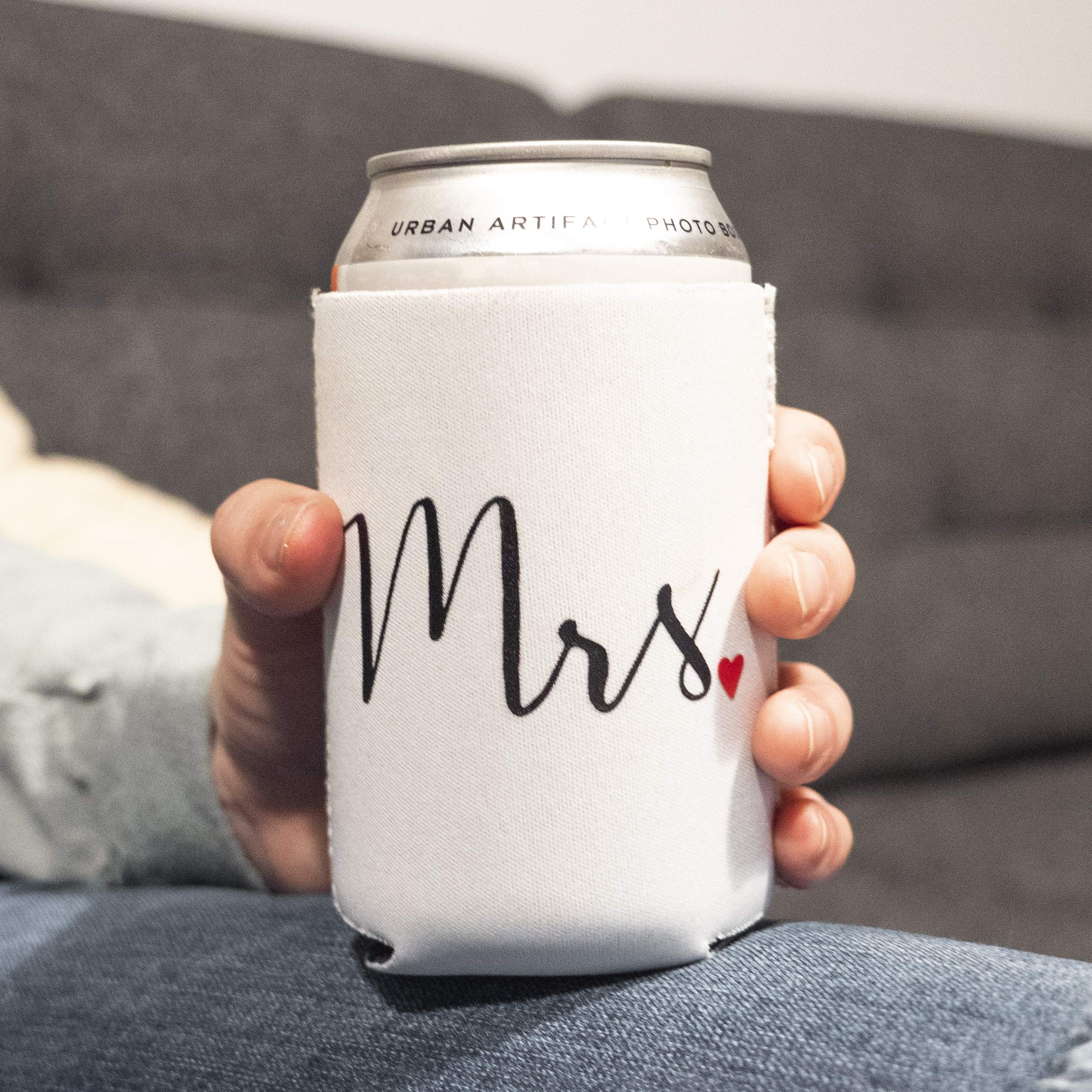 Prazoli Wedding Can Coolers Mr and Mrs Gifts - Just Married Decorations, Wedding Day & Honeymoon Essentials, Presents For Newlywed Gifts for Couples, Wedding Gifts for Bride to Be and Groom
