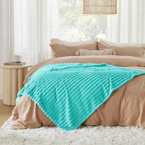 Bedsure GentleSoft Twin XL Blanket - Cozy Blue Fleece Throw for Women | Perfect Birthday Gift, 66x90 Inches