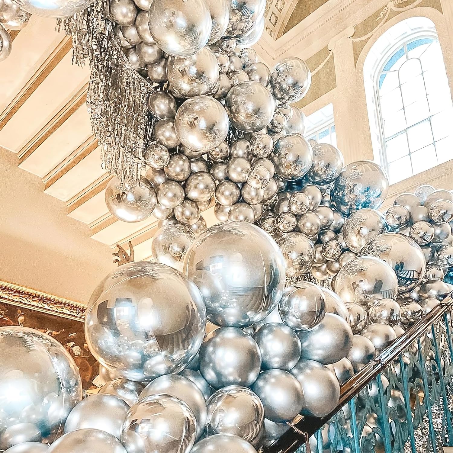 PartyWoo Silver Balloon Arch Kit - 152 Pcs in Various Sizes for Birthday, Graduation & Weddings | Silver-G102