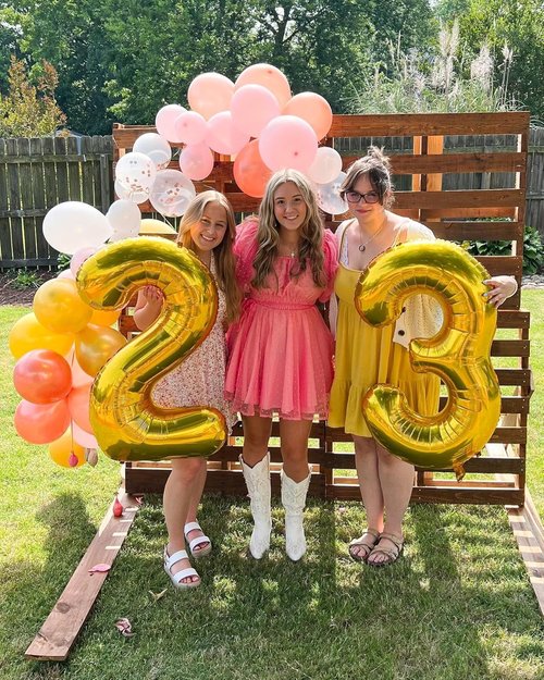 Gold Number 70 Balloon - 40 Inch Golden Birthday Decoration for 70th Celebration | Party Supplies