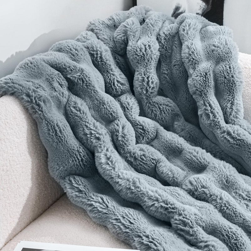 Faux Fur Throw Blanket, Ultra Soft Fuzzy Blanket for Couch or Bed, 50 x 60 Inches Luxury Fluffy Bubble Blanket, Oeko-TEX Certified, Cozy & Machine Washable, Brown