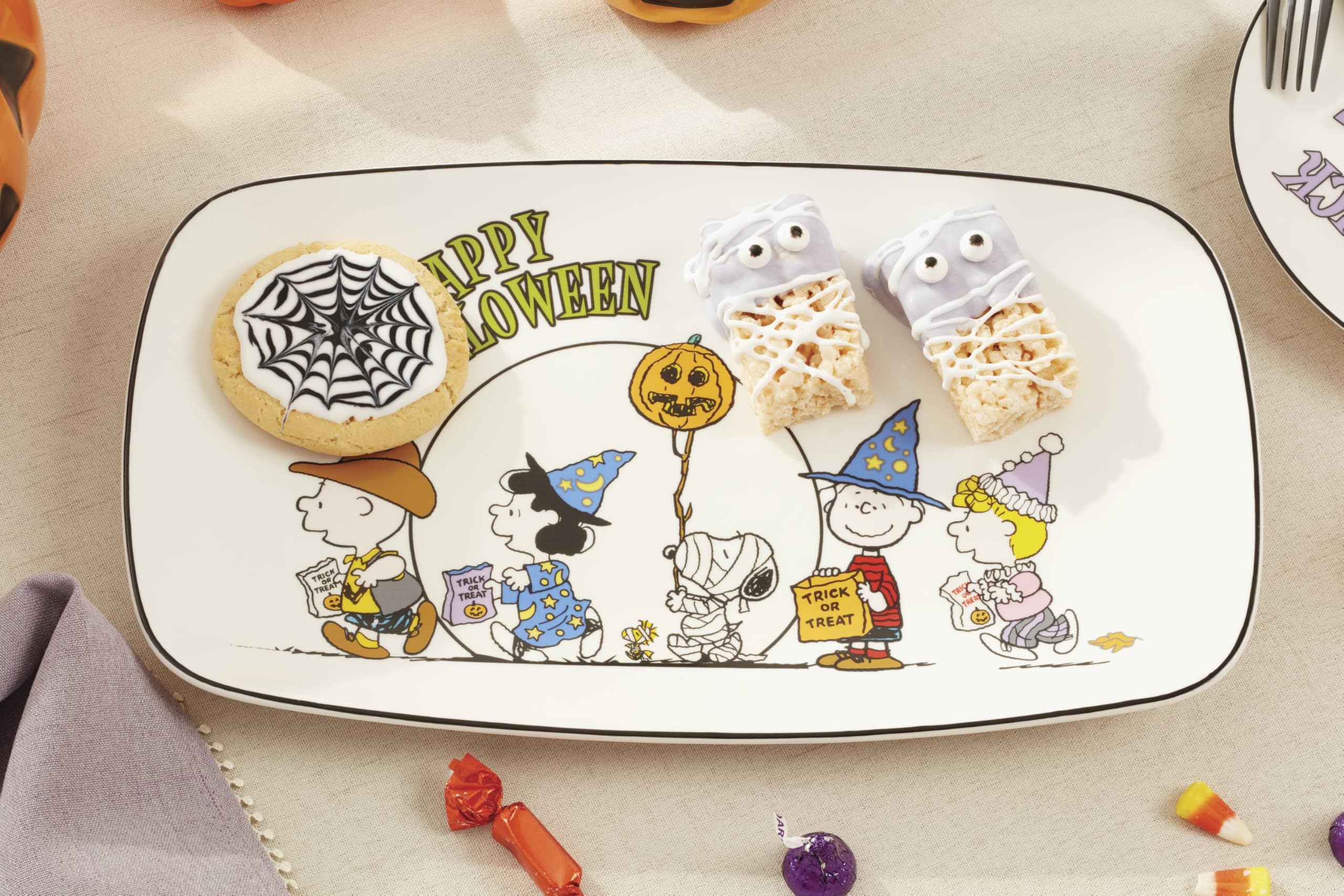 Lenox Serveware, The Great Pumpkin Hors D'Oeuvres Tray, Porcelain Tray, Halloween Decor Indoor, Hand Wash Only, Featuring Peanuts Design, Snoopy, Halloween Party Supplies (1 Piece, 13.75 x 7.75-Inch)