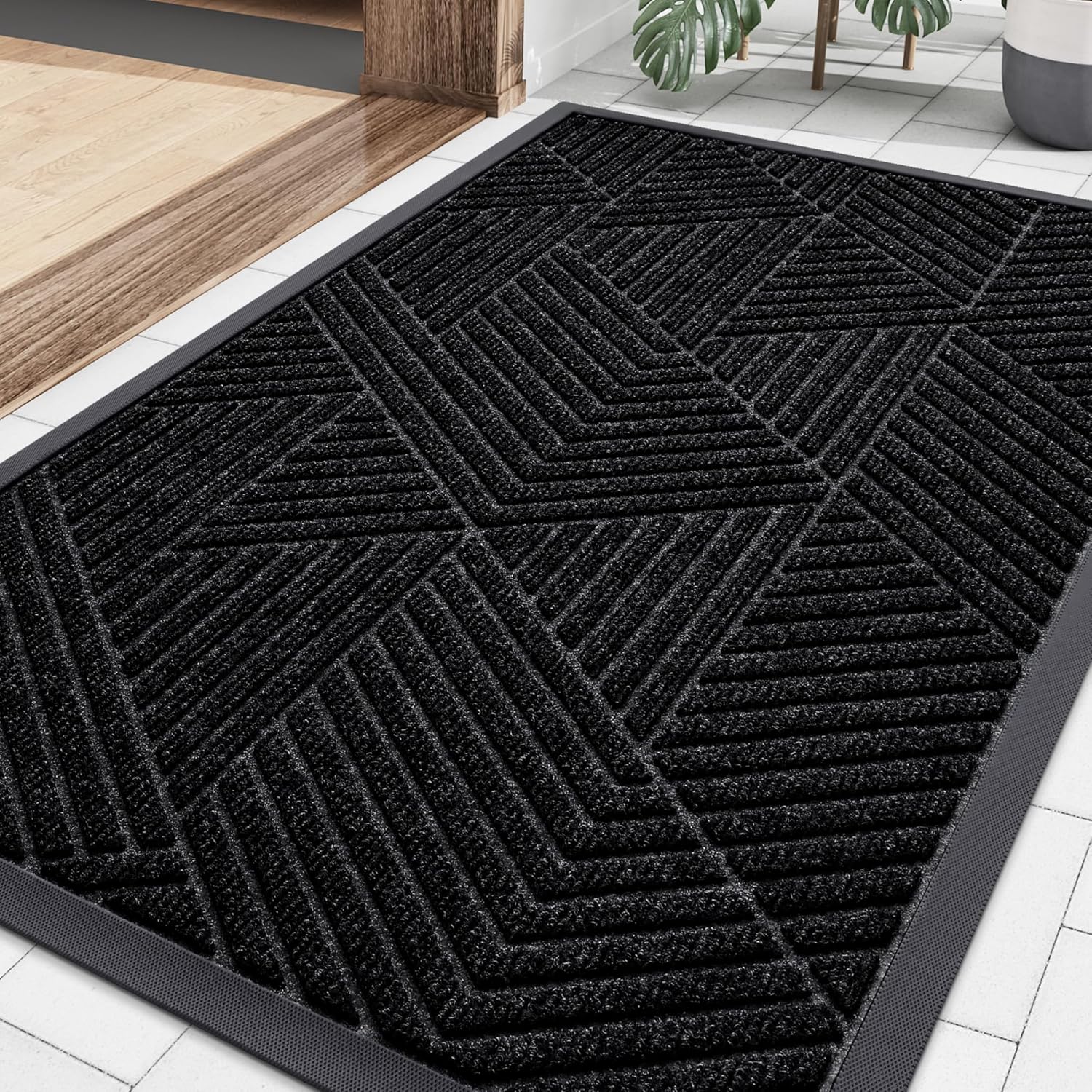 Smiry Heavy-Duty Rubber Doormat - Irregular Triangle Design | Traps Dirt & Moisture, Easy to Clean (29.5x17, Black)