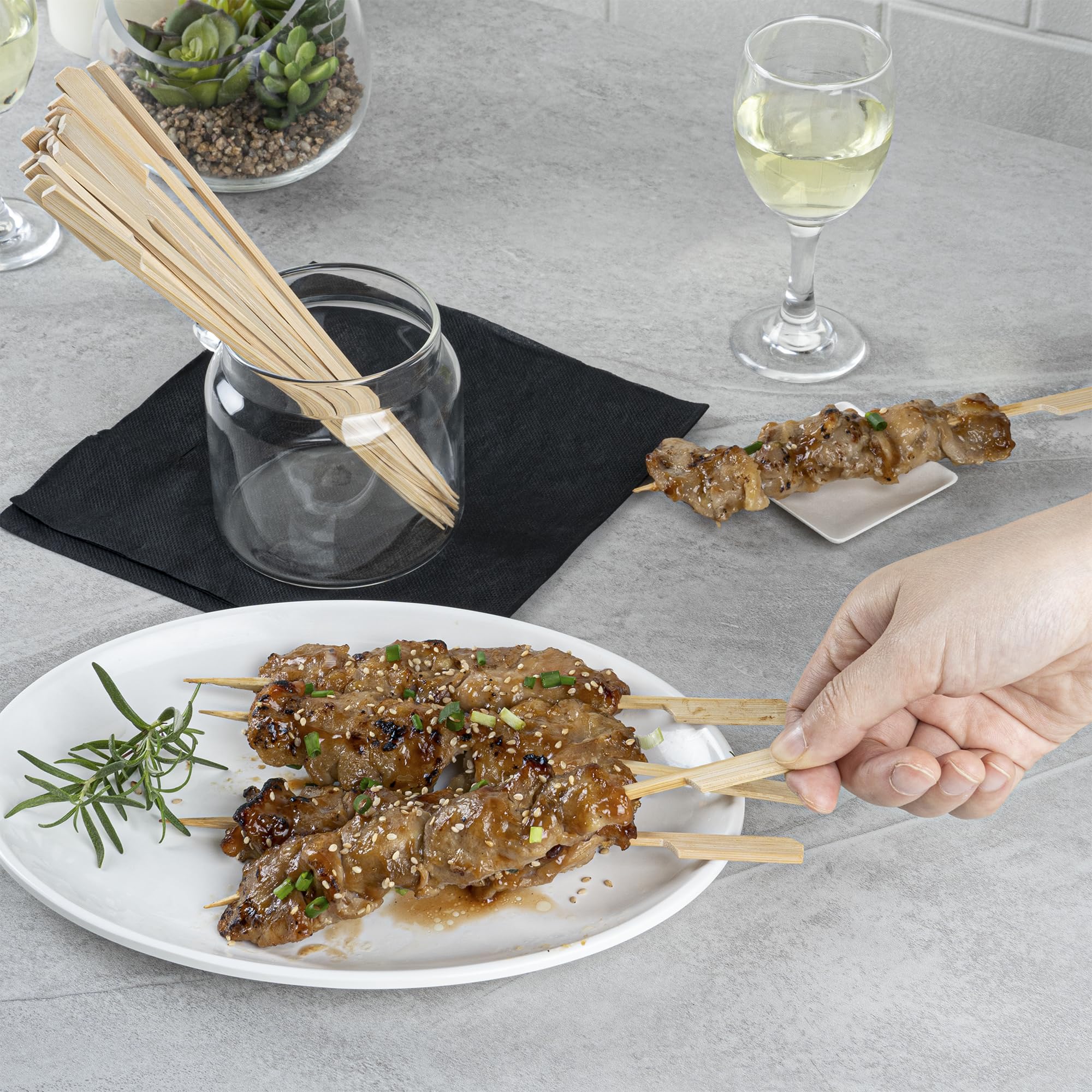 Restaurantware 8.3 Inch Paddle Bamboo Skewers 100 Sturdy Disposable Bamboo Food Picks - Sturdy Paddle Head Bamboo Appetizer Picks Sustainable For Serving Appetizers and Cocktail Garnishes