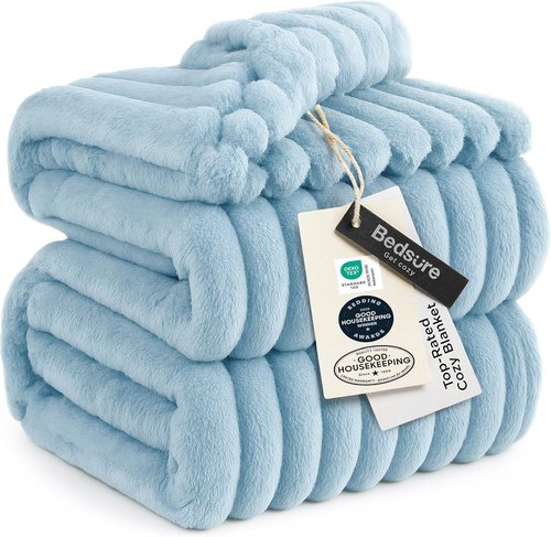 Bedsure GentleSoft Full Blanket - Cozy Light Blue Fleece Throw for Couch, Perfect Birthday Gift, 84x90 Inches