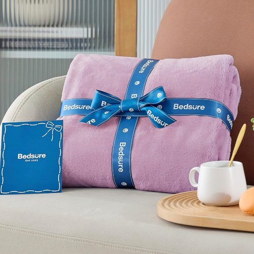 Bedsure GentleSoft Fleece Blanket - Luxuriously Soft Lightweight Plush Queen Size in Lilac Lavender, 90x90 Inches