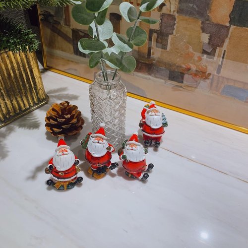 Crafjie Mini Christmas Santa Claus Figurines - 4PCS Resin Ornaments for Festive Decor