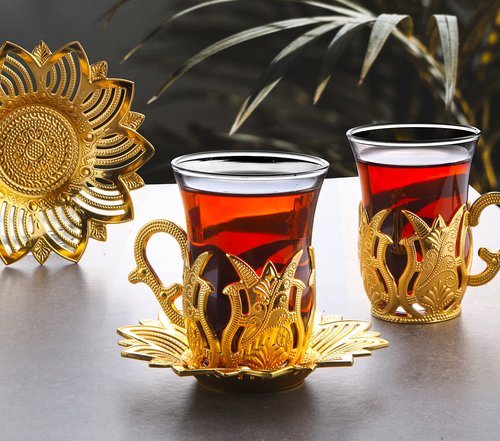 Alisveristime Turkish Tea Set for Six, Zamac Holders with Glass Cups, and Zamac Saucers - 6-Piece Elegant Serving Set (Ahsen) (Gold)