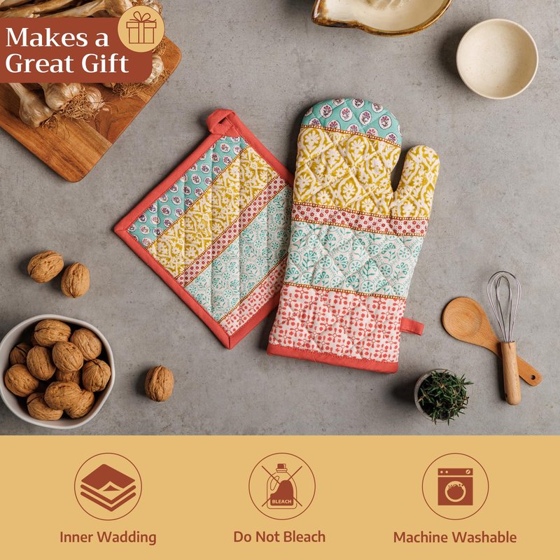Maison d' Hermine Pot Holders 100% Cotton Heat Resistant Potholders 8" x 8" Hot Pads with Loop BBQ Cooking Baking Gifts for Mothers Day Handling Hot Pans Spring/Summer (Pack of 2, Provence)