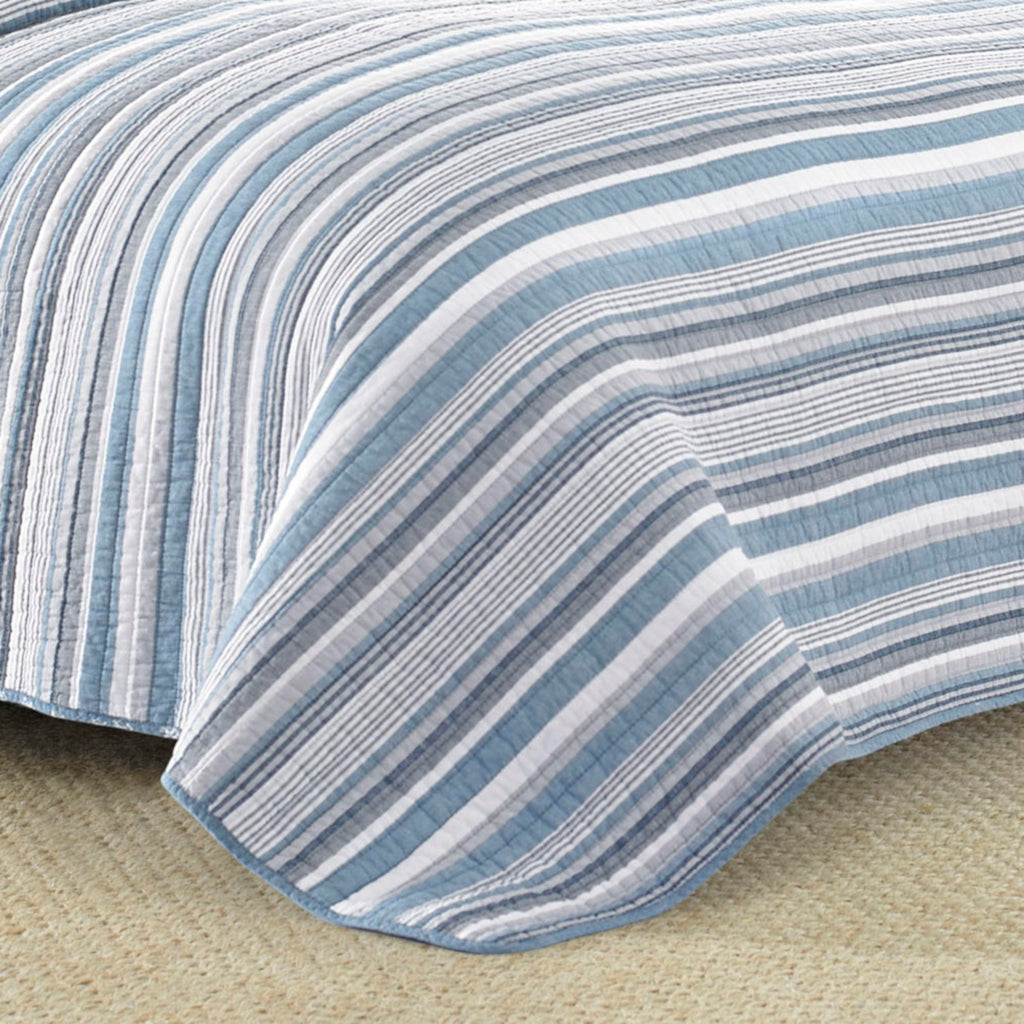 Nautica - Twin Quilt Set, Soft & Breathable Cotton Bedding with Medium Weight Feel, Reversible 2 Piece Bed Set with Matching Pillowcase (Jettison Grey)