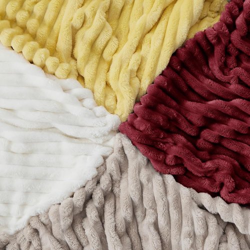 Bedsure GentleSoft Red Fleece Blanket - Cozy, Soft Throw for Couch | Perfect 108x90 Inches Size