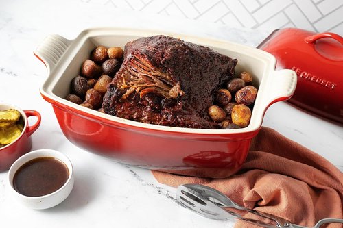 Le Creuset Heritage Stoneware Deep Baker - 4.5 Qt. with Lid in Cerise | Durable & Stylish Cooking