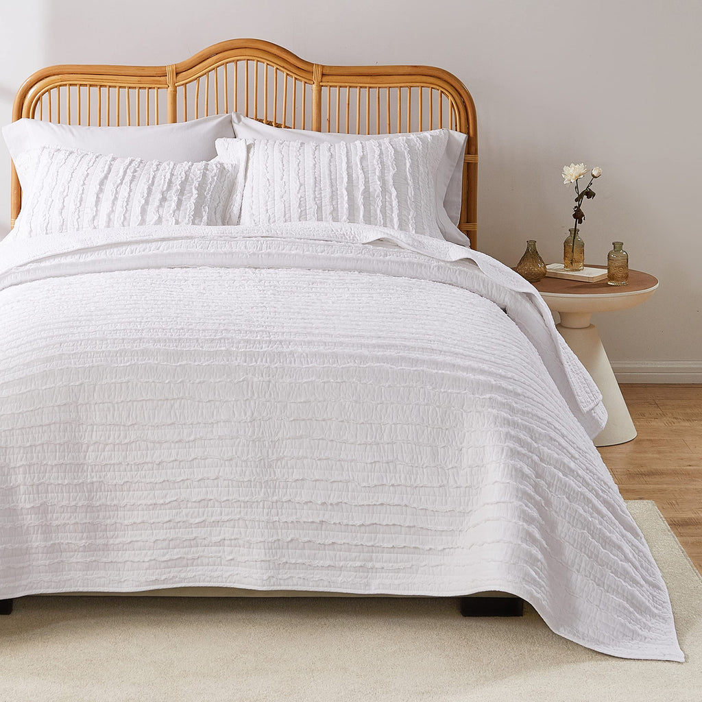 Greenland Home Ruffled White 100% Cotton Quilt Set with Ruffle Embellishments - 2 Piece Twin/XL - White