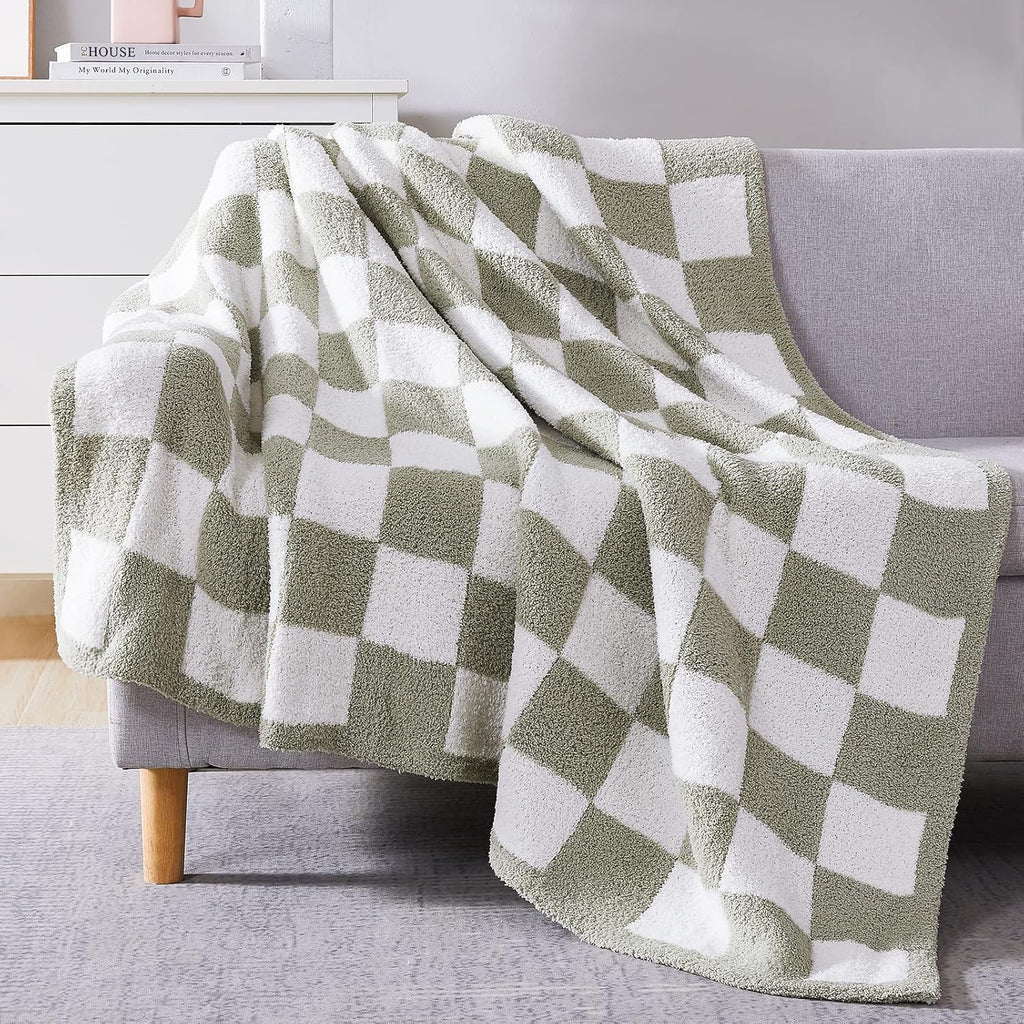 WRENSONGE Checkered Throw Blanket - Soft Sage Green Cozy Fluffy Design | Lightweight for Couch & Travel