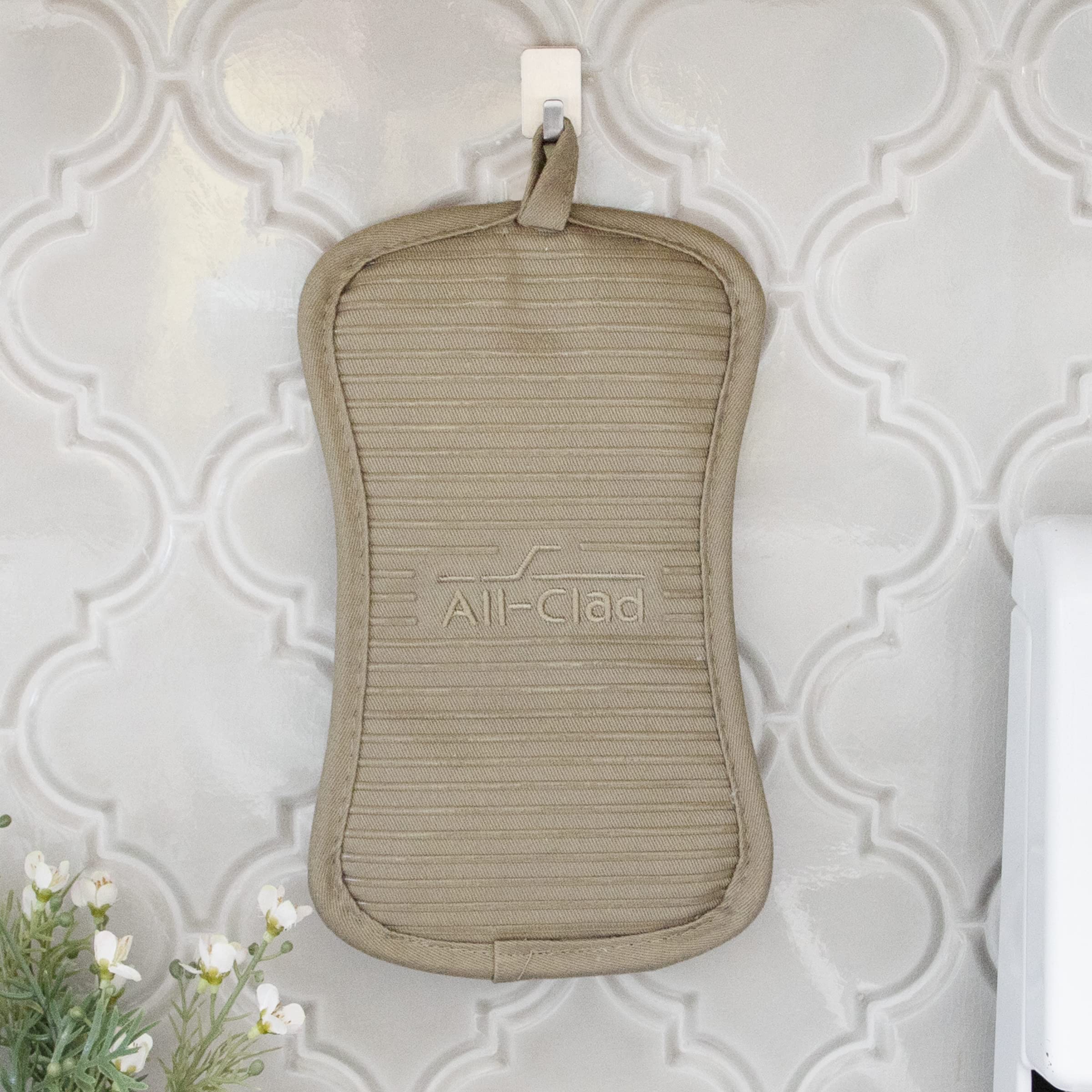 All-Clad Premium Pot Holder & Hot Pad: Heat Resistant to 500 Degrees - 100% Cotton, 10"x6.25" Hot Pad for Kitchen and Barbeque, (1-Pack), Titanium