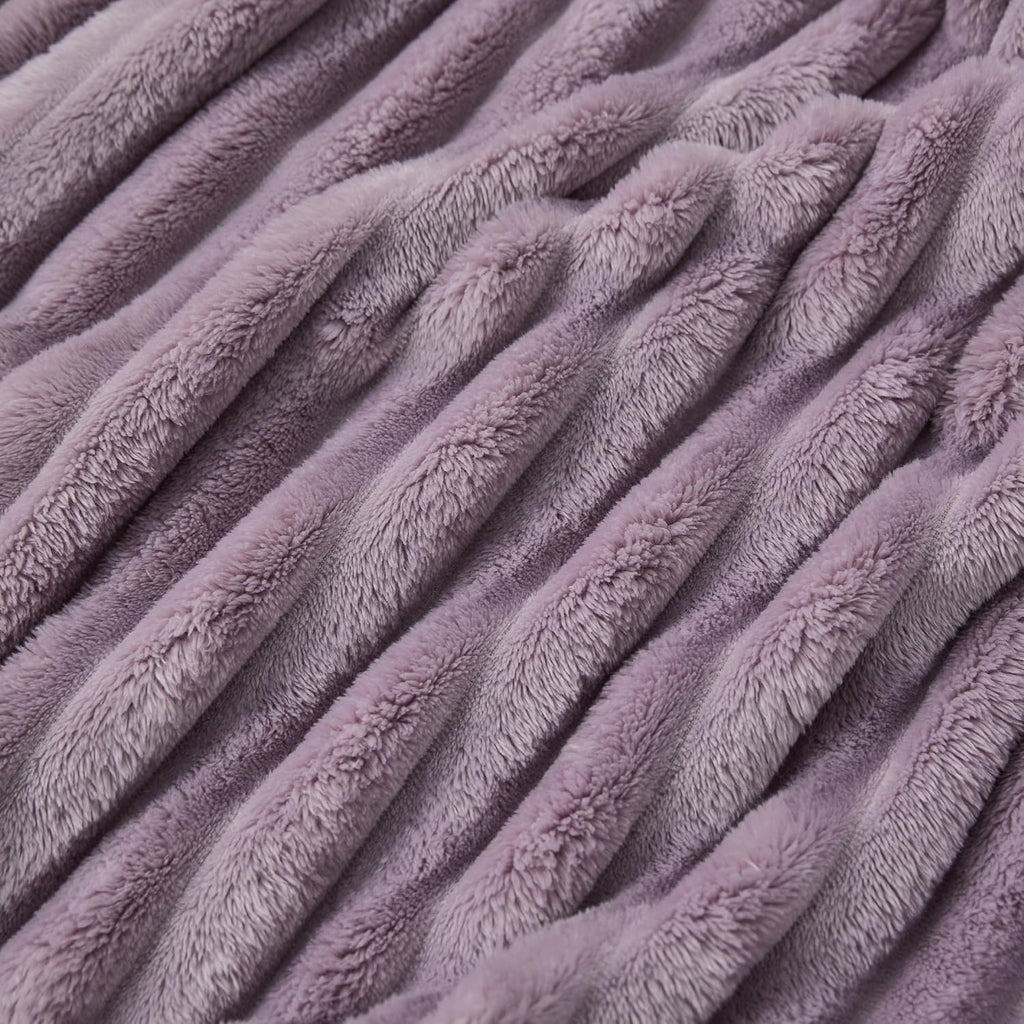 Bedsure GentleSoft Full Blanket - Cozy Light Purple Throw for Women | Soft & Large 84x90 Inches
