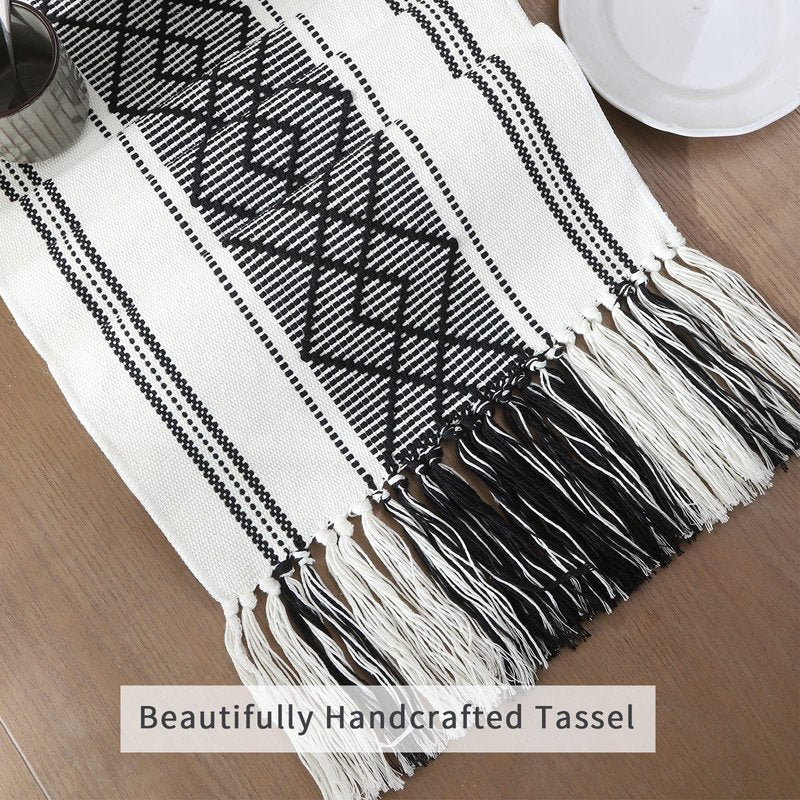 LUFEIJIASHI Woven Table Runners Farmhouse Style,Boho Table Runners 90 inches Long with Tassels Elegant Washable Table Runners for Dining Room ,Wedding,Holiday,Party Table Decor (14.5x90inch, Black)