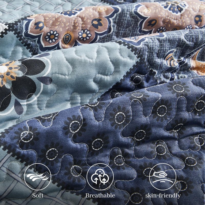 ENJOHOS Alaska King Quilts 132x120, 3 Pcs Blue Plaid Floral Oversized King Quilt, Extra Wide Patchwork Bedspread Coverlet Set for All Seasons, Reversible Bedding Set