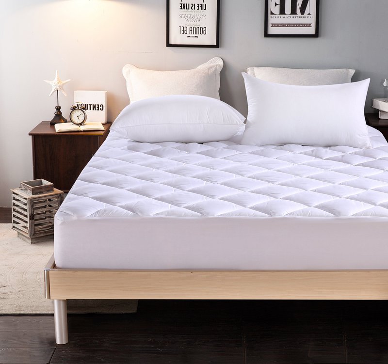 Premium Plus RV Camper Mattress Pad, Breathable, Quilted Mattress Topper, Deep Pocket, Stretch to Fit, Microfiber, Extra Plush, Compressed 15 oz Fill per sq yd, RV King 72 by 80 inch 18 inch Depth