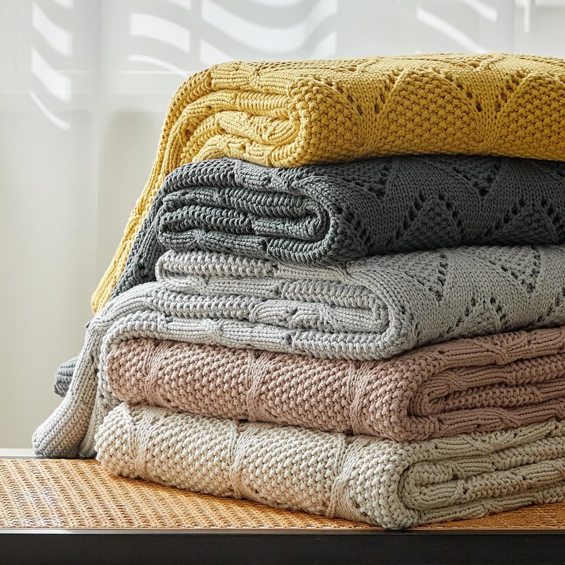 Longhui bedding Chunky Cotton Knit Throw Blanket for Couch, Sofa, Bed, or Chair, Decorative Breathable Fall Cable Knit Blanket 60 x 80 Inches, Large Medium Weight Beige