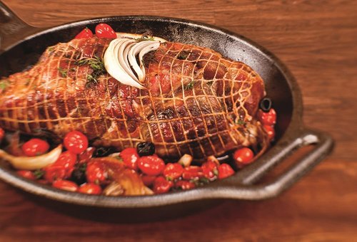 Lodge BOLD 12 Inch Cast Iron Skillet - Seasoned Cookware for Versatile Cooking