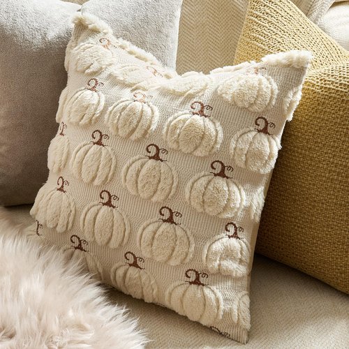 GIGIZAZA Fall Beige Pillow Covers 18x18, Set of 2 Halloween Decorative Pumpkin Throw Pillow Covers for Couch Living Room Cute Cushion Covers Faux Fur Farmhouse Pillows Cases