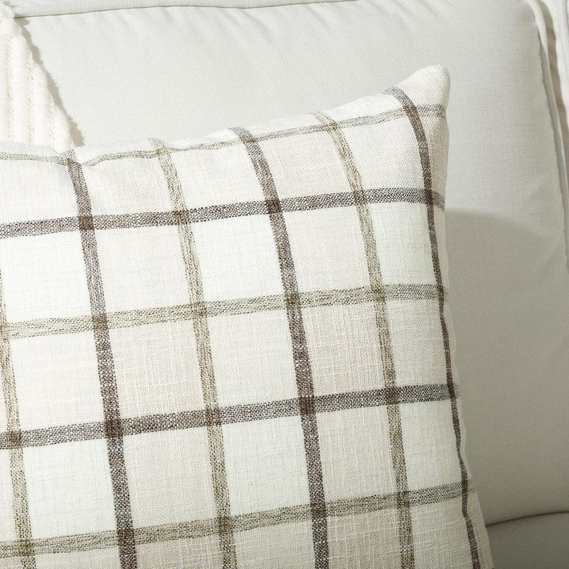 Stellhome Pack of 2 Fall Linen Buffalo Check Decorative Throw Pillow Covers, Farmhouse Plaid Cushion Covers Rustic Retro Decor for Couch Sofa Living Room, 24x24 Inch, Beige