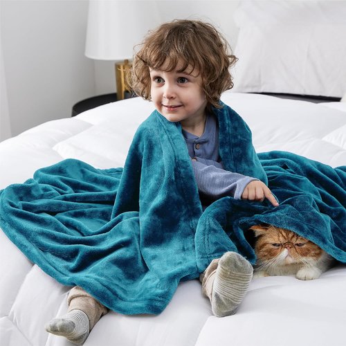 Bedsure GentleSoft Fleece Blanket - Cozy Travel Throw for Kids, 43x55 Inches, Teal Blue
