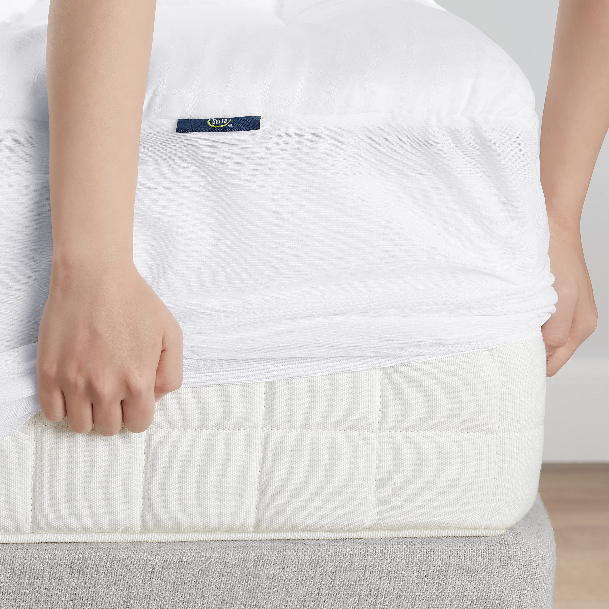 Serta ComfortSure Queen Mattress Cover, Fitted Pillow Top Mattress Pad, Super Soft and Breathable Quilted Cotton Protector with 18" Elastic Deep Pockets for Secure Fit, White