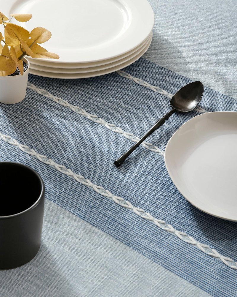 ZeeMart Contrast Linen Round Tablecloth 60 Inch Blue, Farmhouse Style Round Table Cloth Heavy Weight Dusty Blue Tablecloths, Water Resistant Burlap Table Cloths