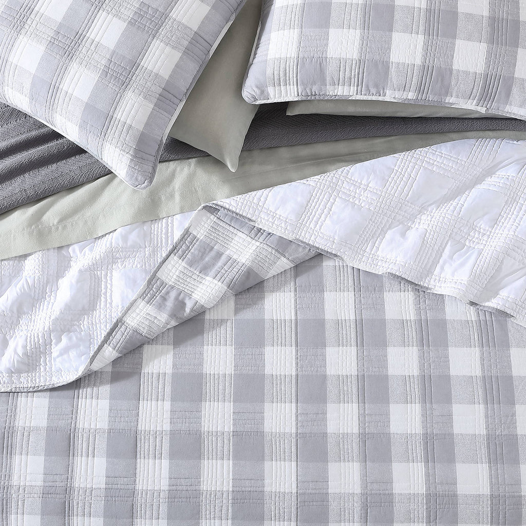 Eddie Bauer - Daybed Quilt Set, Reversible Cotton Bedding with Matching Shams & Pillow Cover, Plaid Home Decor (Lakehouse Plaid Grey, Daybed)