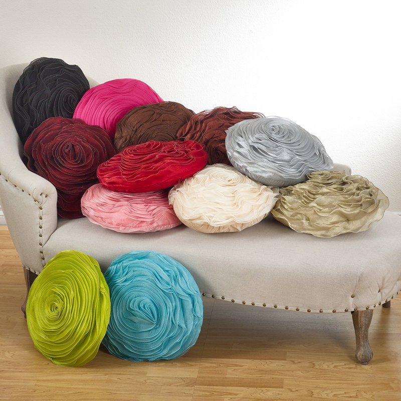SARO LIFESTYLE Rose Design Throw Pillow, Burgundy, 16"